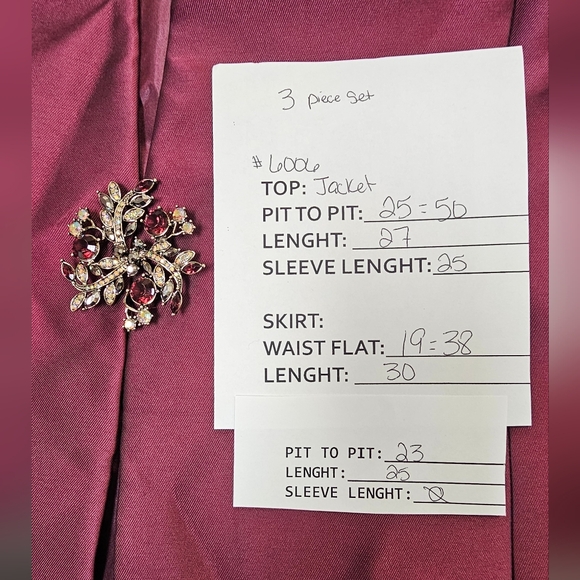 MOSHITA COUTURE 3 Piece Pink & Burgundy Ruffle Jewelled Beads Button Size 18W - Picture 10 of 16